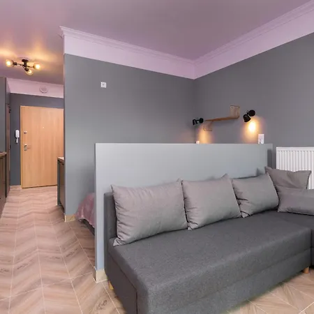 Apartment Old Town Walowa With Balcony By Renters